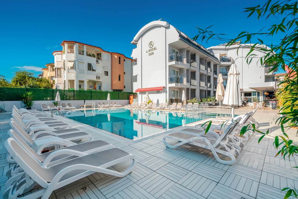 A Hotel Side
