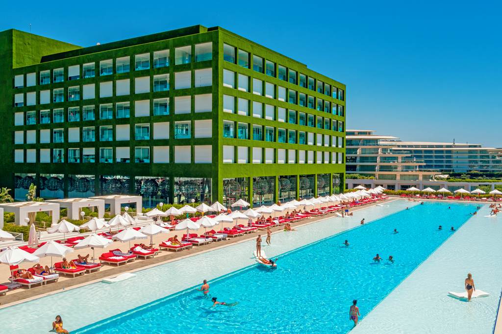 Adam & Eve Hotel