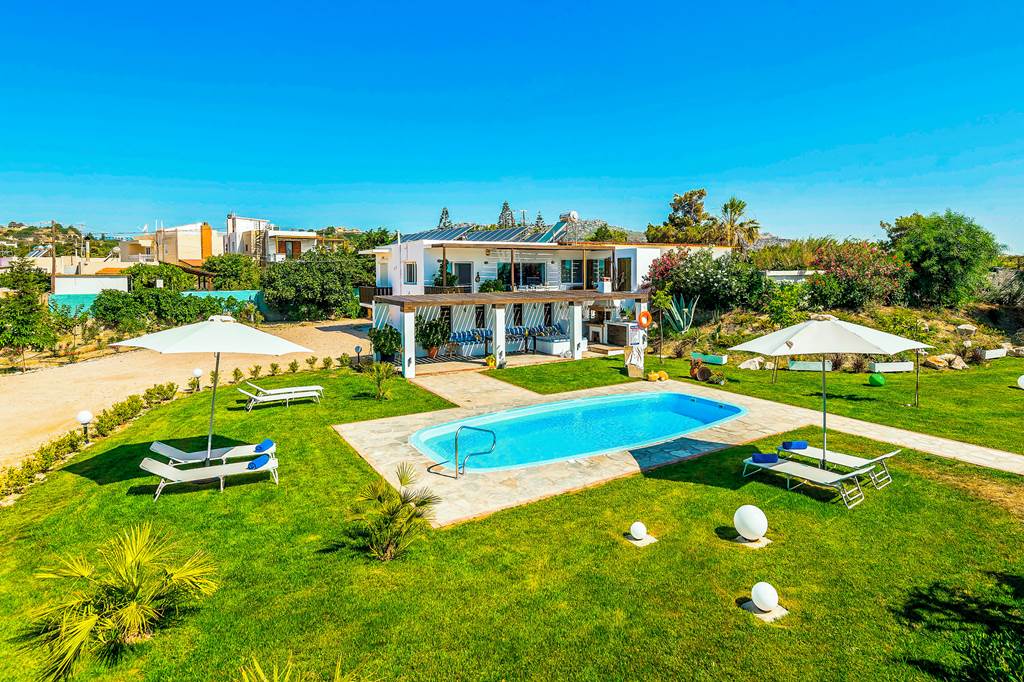 Afantou Beach Villa
