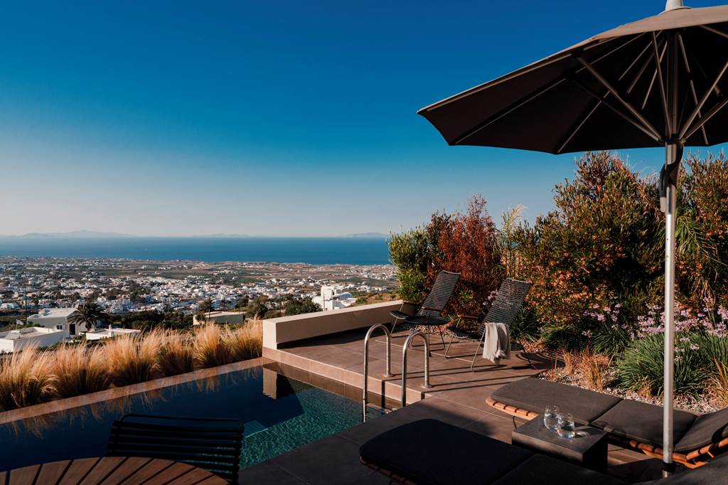 Apikia Santorini Suites