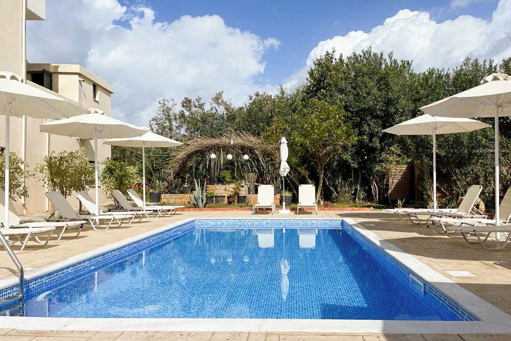 Artemis Apartments