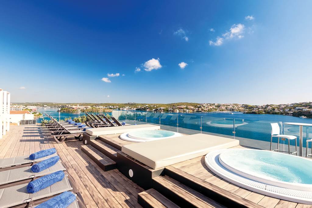 Barcelo Hamilton