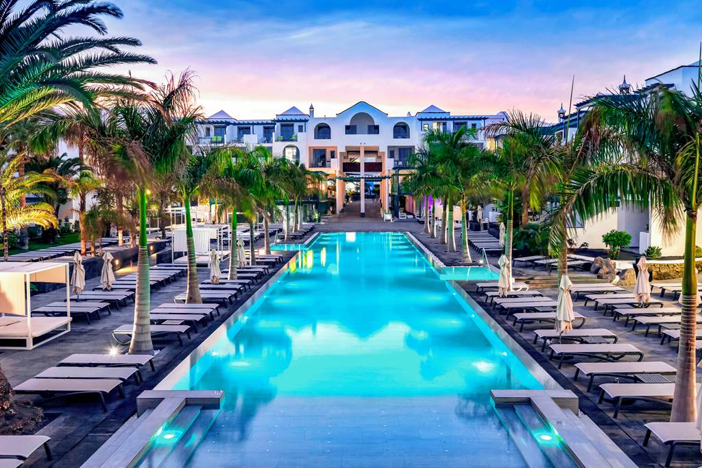 Barcelo Teguise Beach