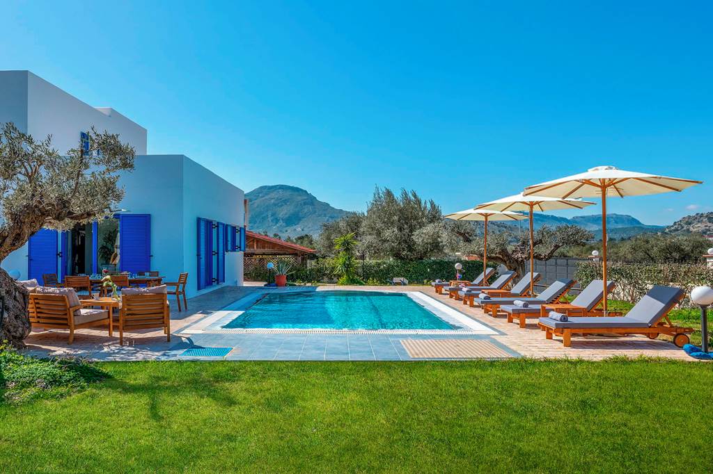 Blue Moon Villa