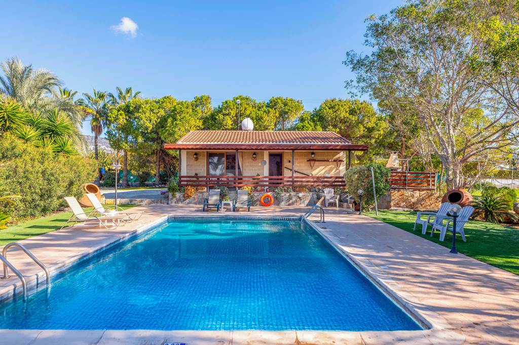 Coral Bay Cottage