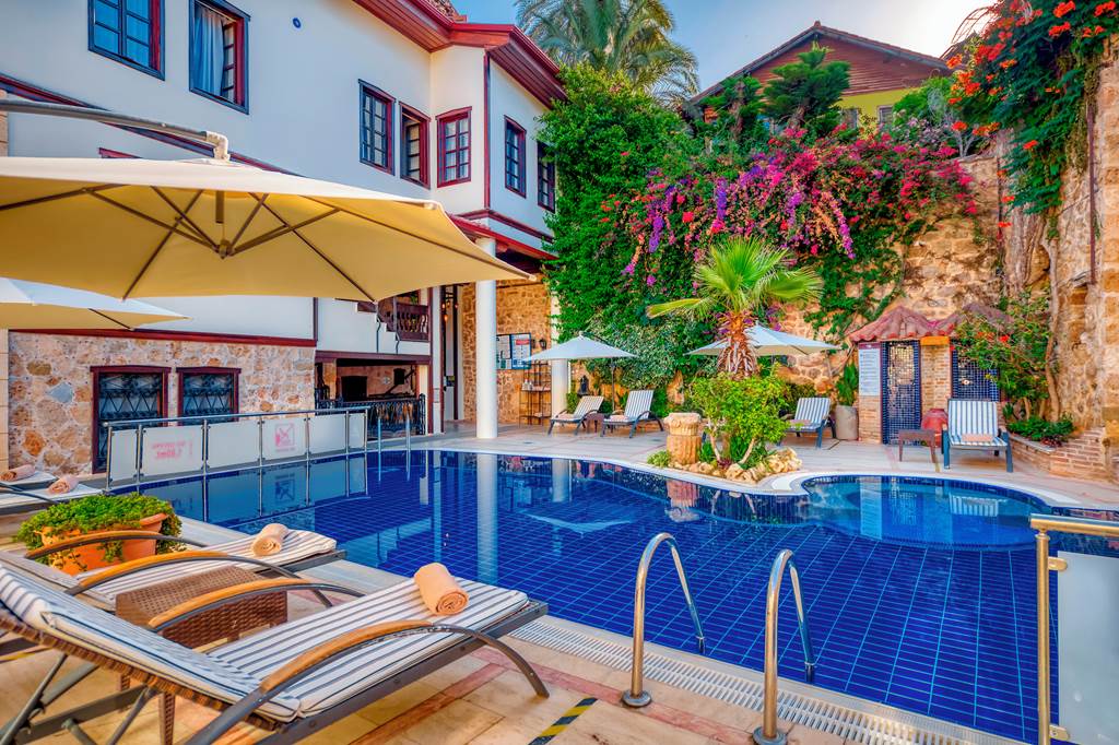 Dogan Hotel