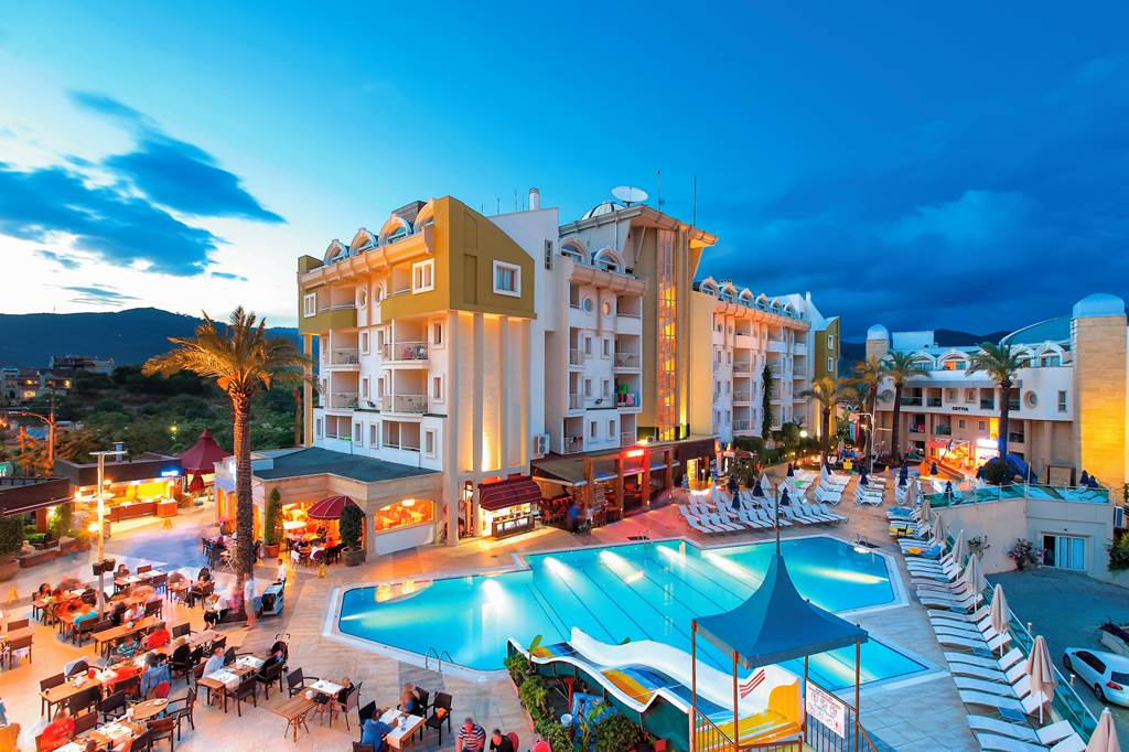 Grand Cettia Hotel