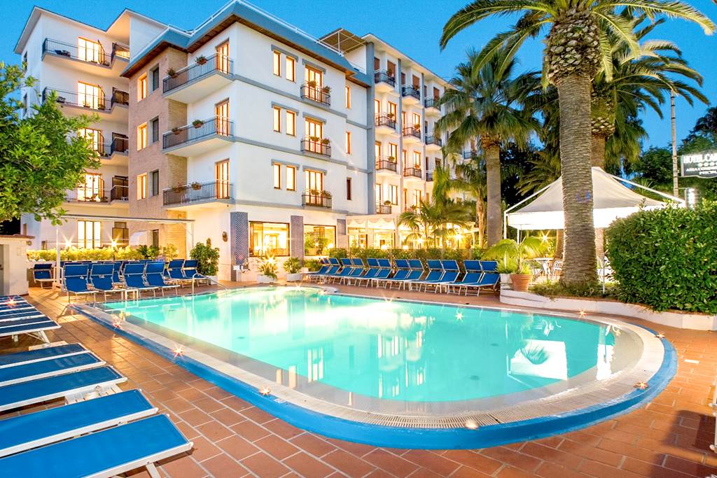 Hotel Caravel