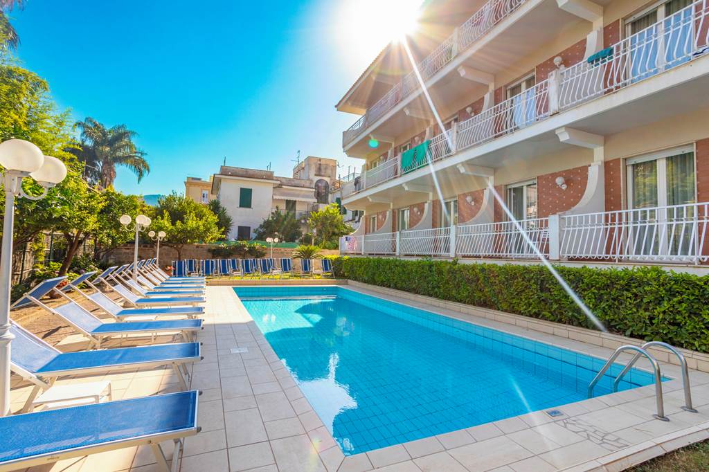 Hotel Eliseo Park's