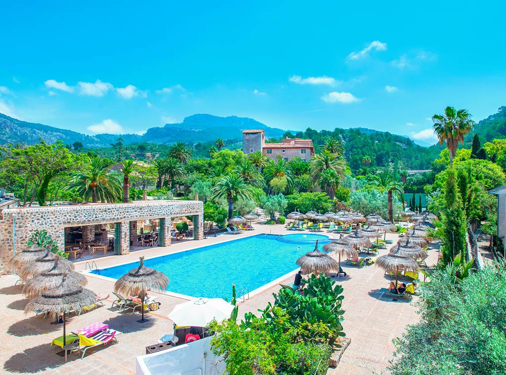 Hotel Es Port
