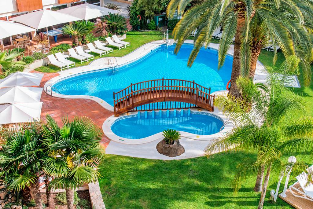 Hotel Monica