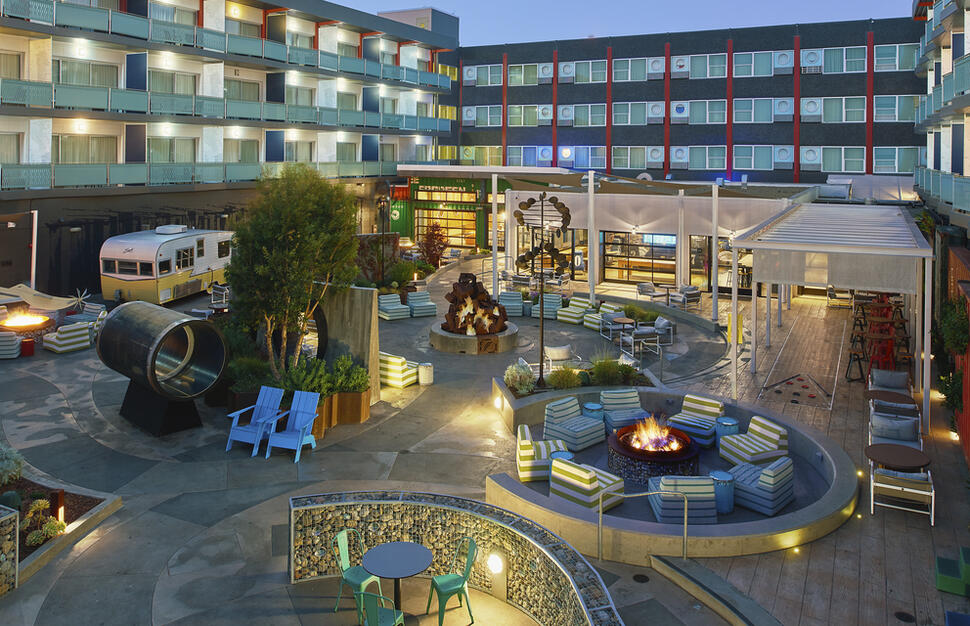 Hotel Zephyr