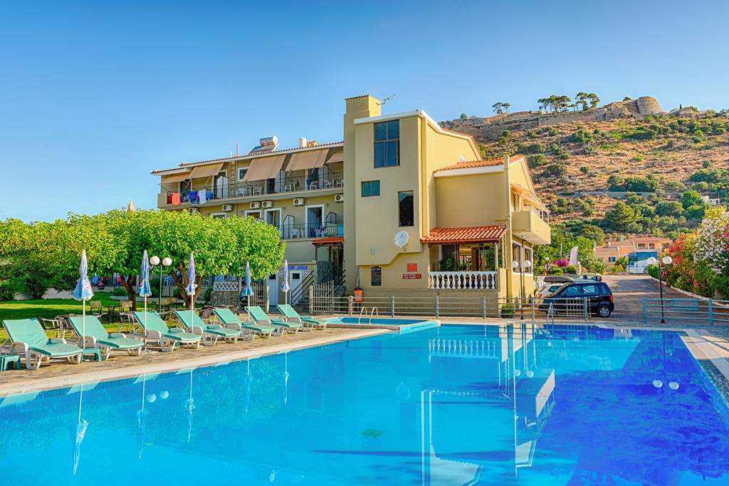 Ionis Hotel