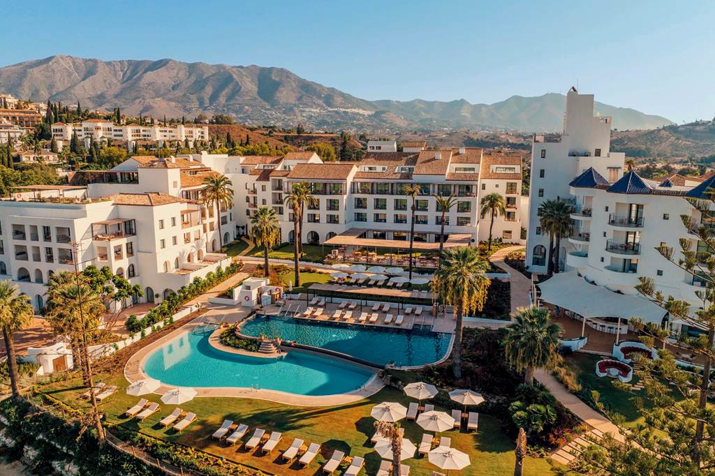 La Zambra Resort