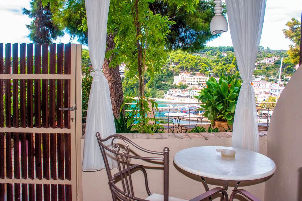 Liadromia Hotel