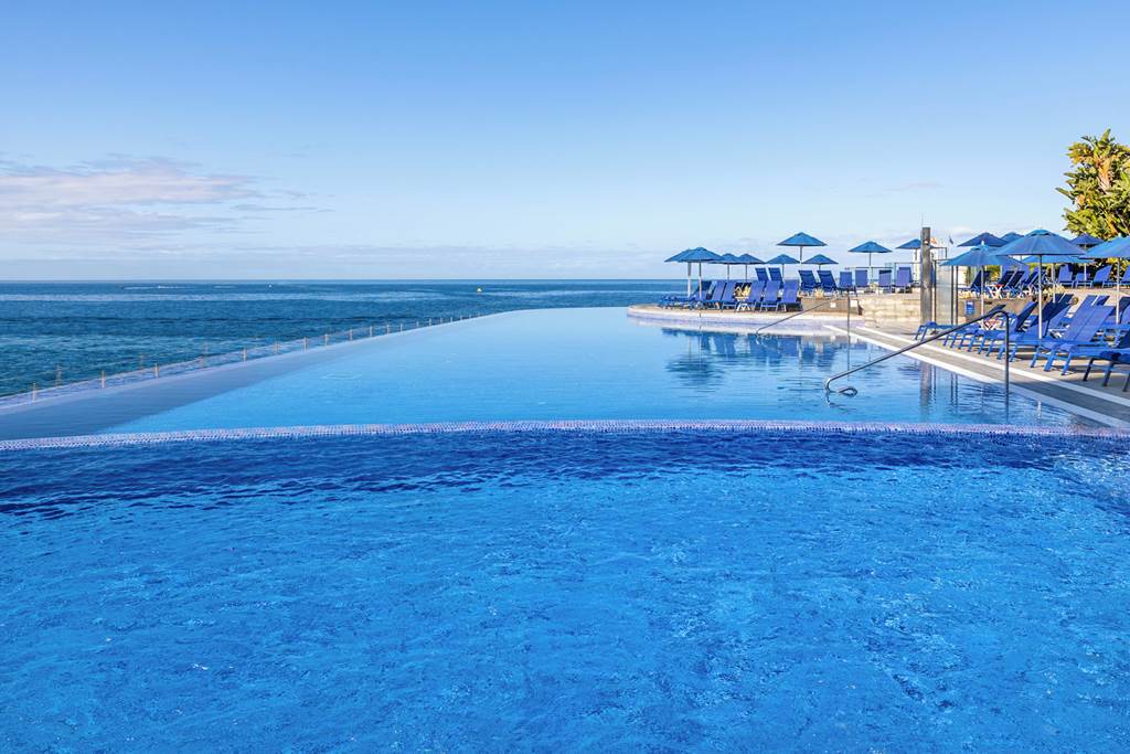 Marina Suites