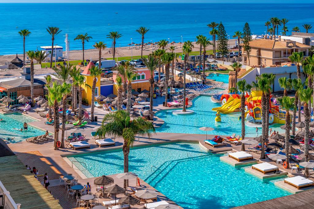 Mediterraneo Bay Hotel Spa & Resort