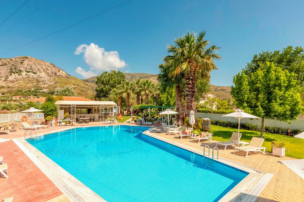 Mythos Apartments