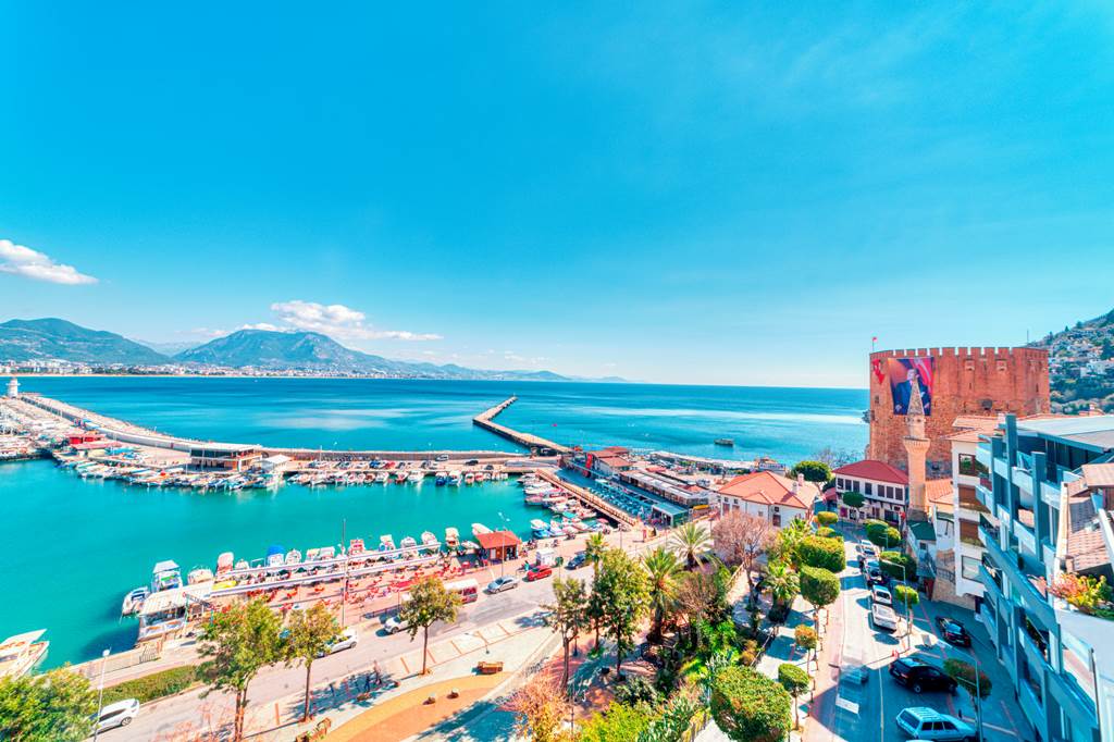 Numa Port Hotel