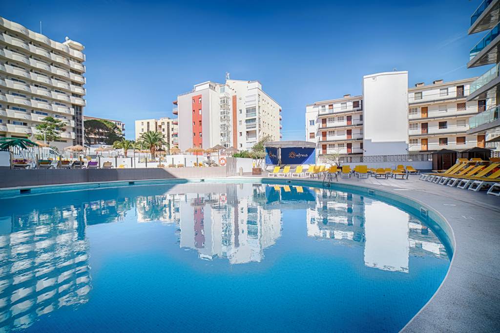 Ohtels Villa Dorada & PortAventura Theme Park