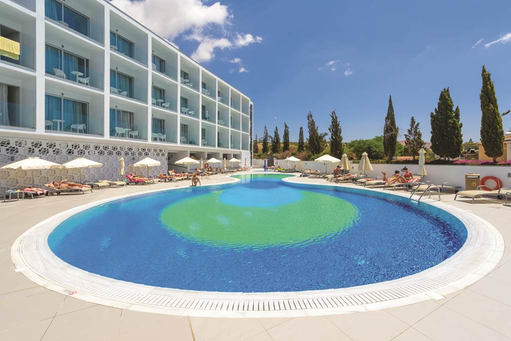 River Rock Hotel