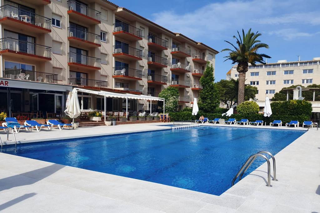 Roma Apartments