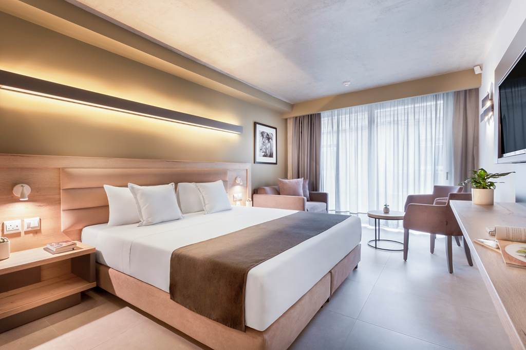 ST Azur Hotel