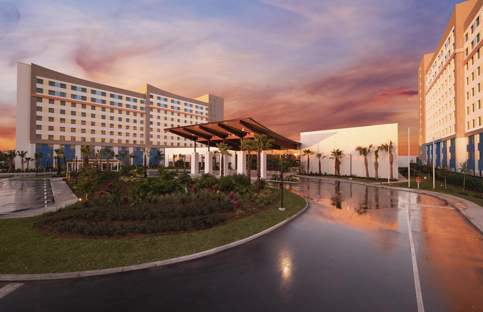 Universal's Endless Summer Resort - Dockside Inn and Suites