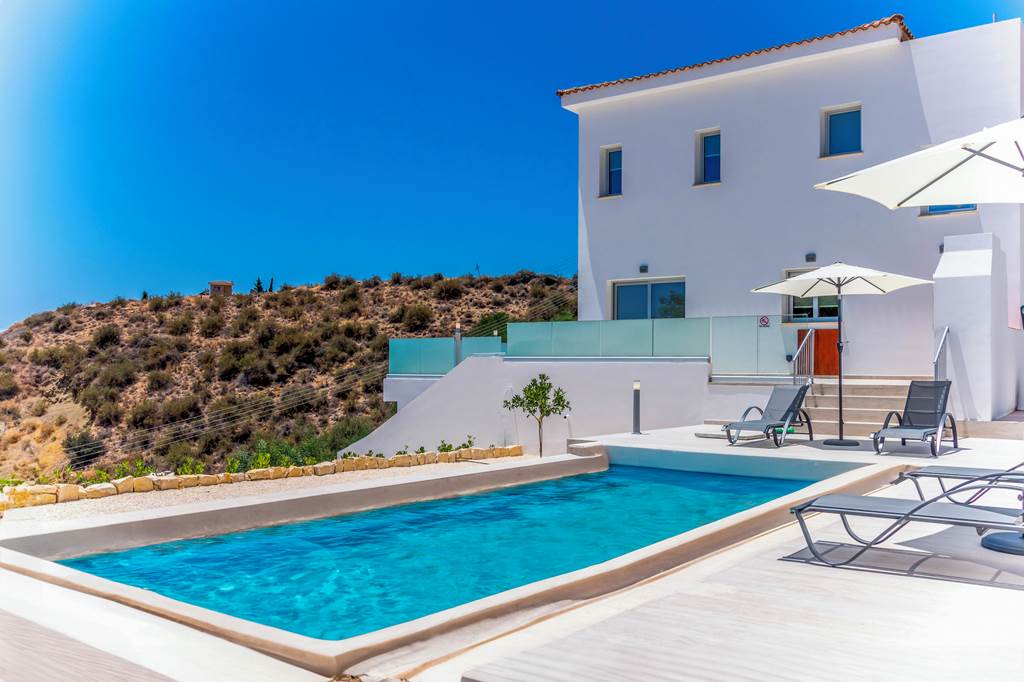 Villa Aqua Queen