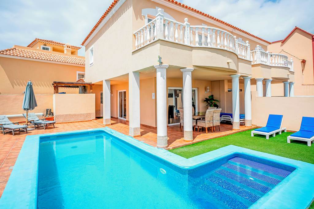 Villa Cush