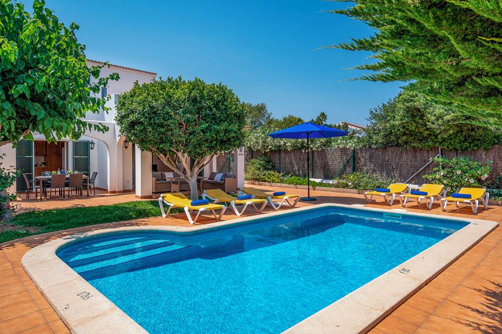 Villa Flores Blanes