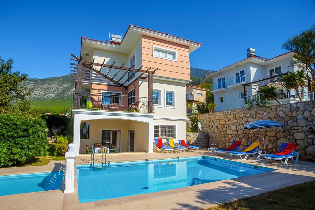Villa Life