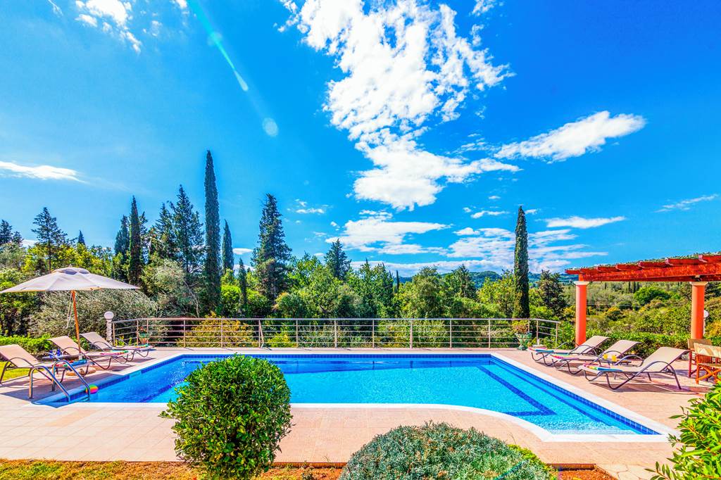Villa Mirela Mikri