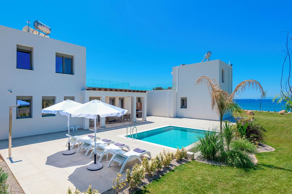 Villa Panaxia Akte