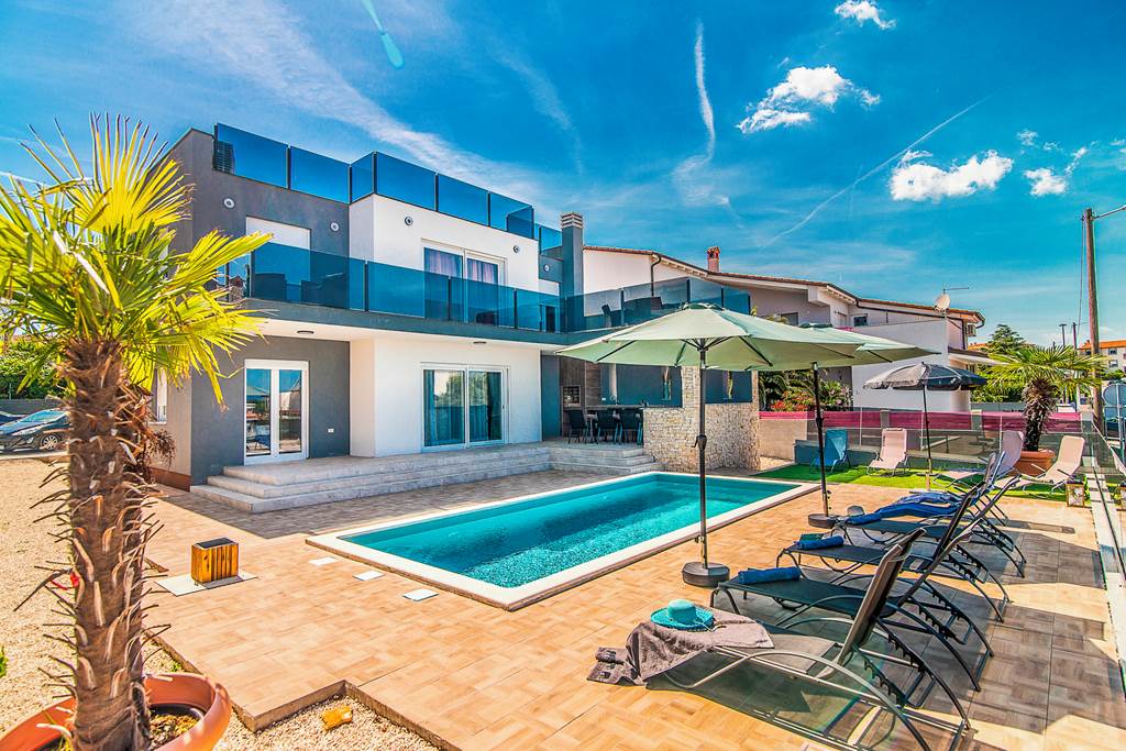 Villa Salt Life