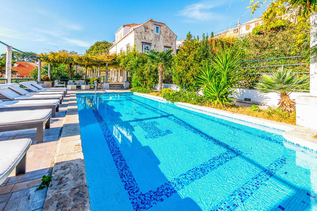 Villa Salt Water